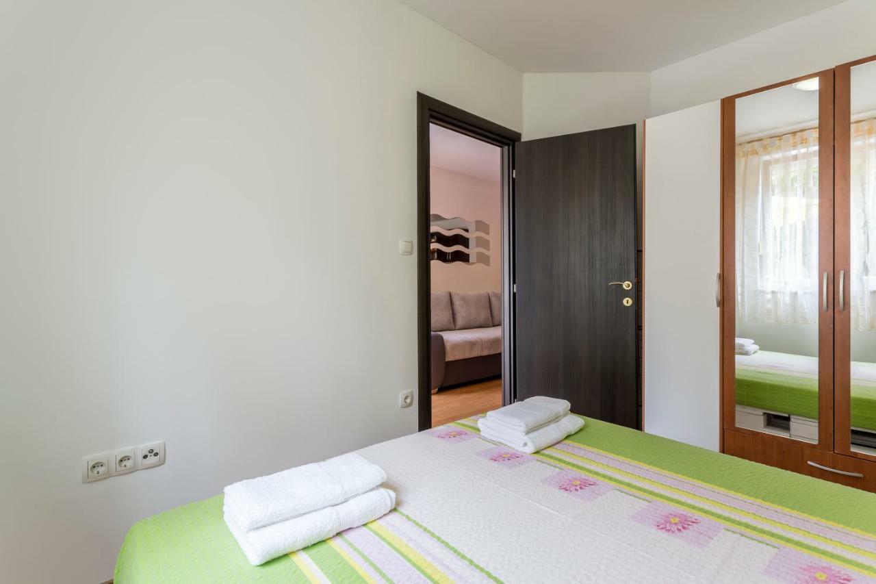 Apartment "Katia" スプリト エクステリア 写真
